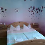 Orchidee Apartman *